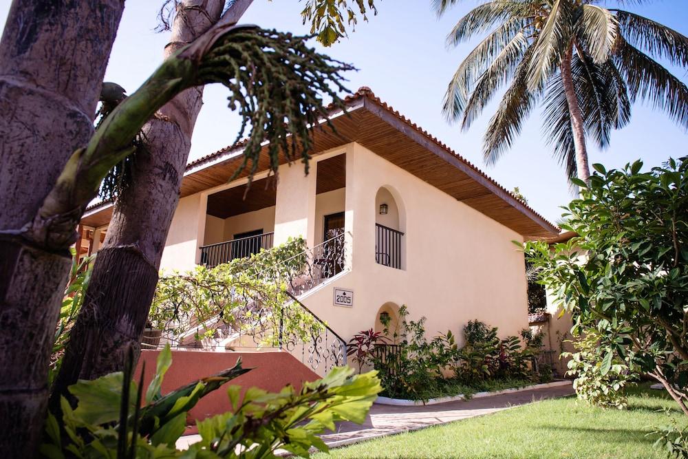 Ocean Bay Hotel & Resort Bakau 외부 사진