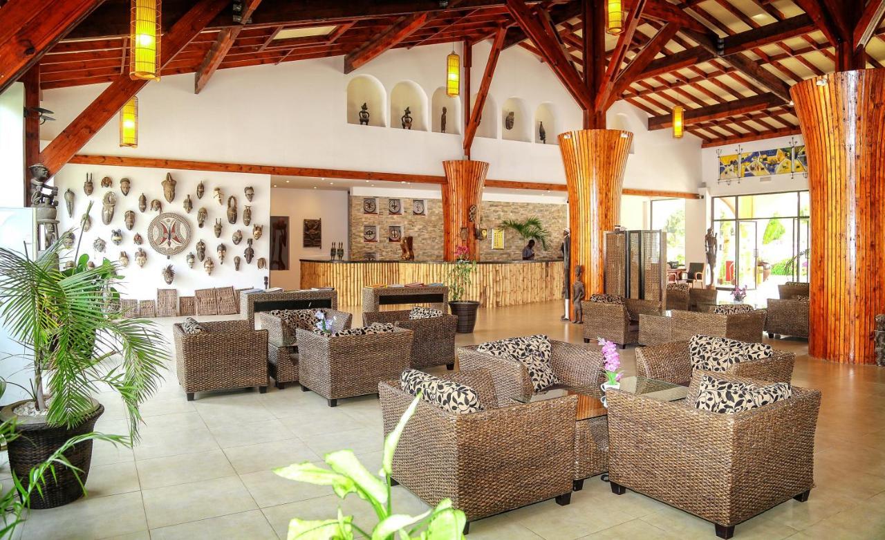 Ocean Bay Hotel & Resort Bakau 외부 사진