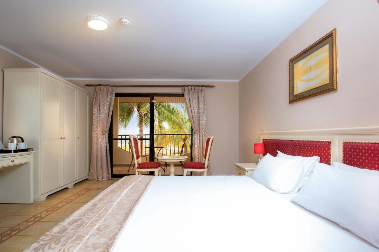 Ocean Bay Hotel & Resort Bakau 외부 사진
