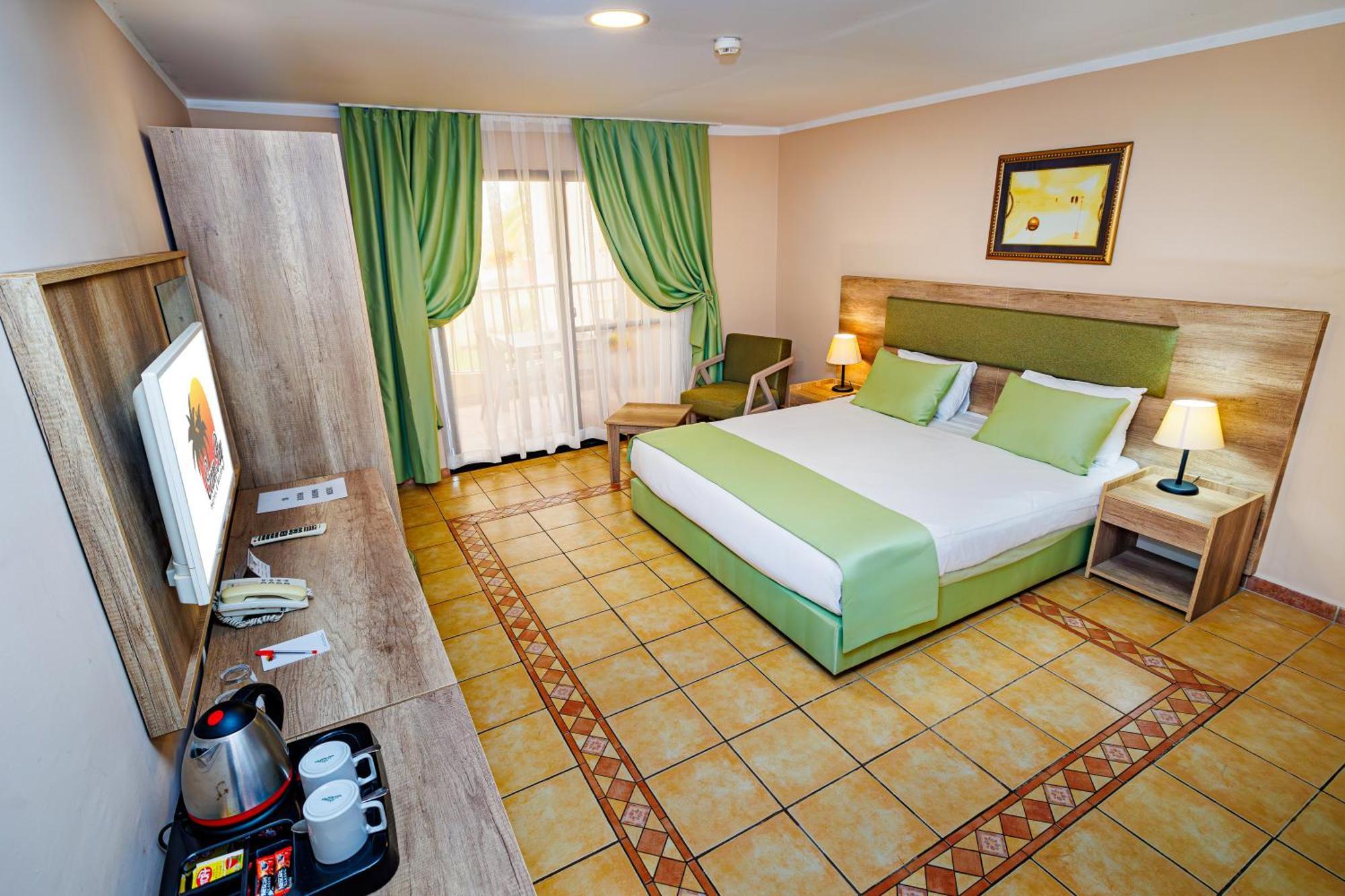 Ocean Bay Hotel & Resort Bakau 외부 사진