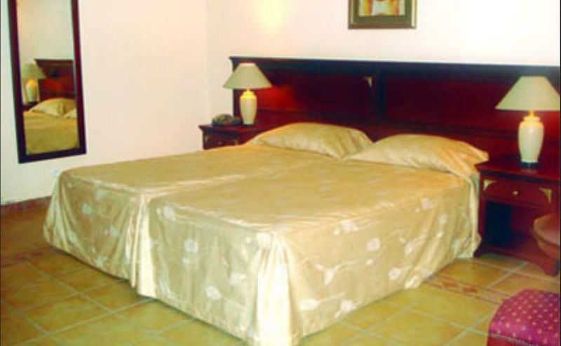 Ocean Bay Hotel & Resort Bakau 외부 사진