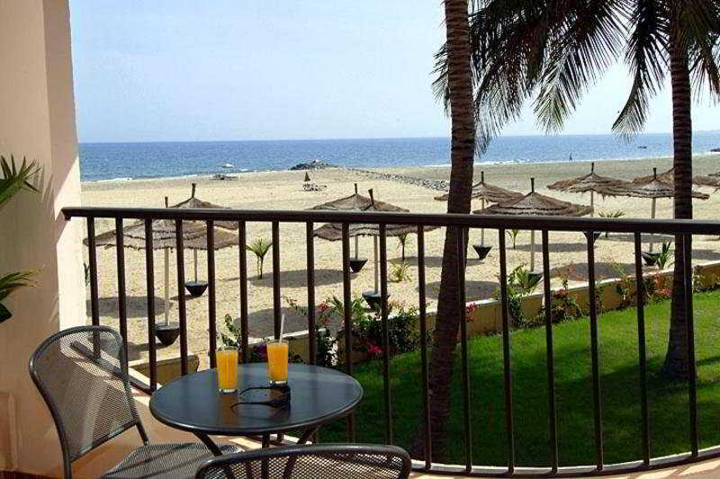 Ocean Bay Hotel & Resort Bakau 외부 사진