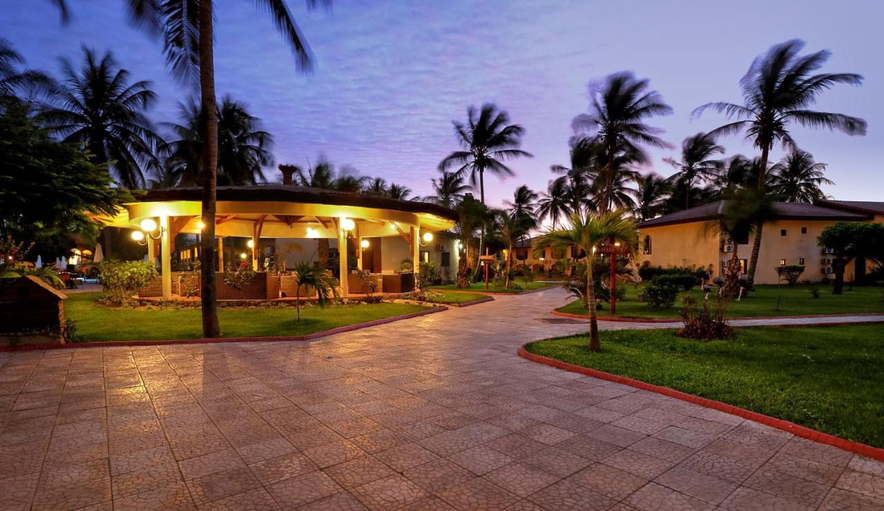 Ocean Bay Hotel & Resort Bakau 외부 사진